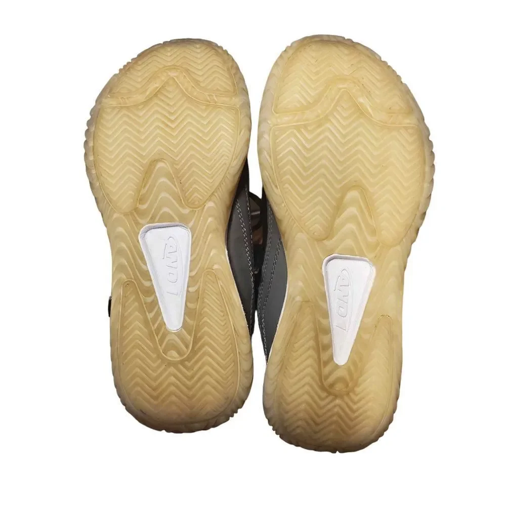 AND1 Pulse 2.0 Boys' Basketball Shoes Size 2